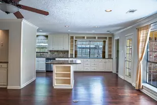 1704 Crystal Hills Dr, Houston, TX 77077 - Photo 4