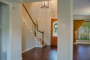 1704 Crystal Hills Dr, Houston, TX 77077 - Photo 2