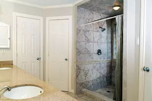 1704 Crystal Hills Dr, Houston, TX 77077 - Photo 16