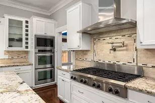 523 Highland St, Houston, TX 77009 - Photo 14