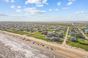 2929 Lakeside, Crystal Beach, TX 77650 - Photo 6