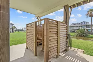 2929 Lakeside, Crystal Beach, TX 77650 - Photo 46