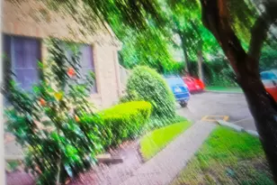 2425 Holly Hall St St, Houston, TX 77054 - Photo 16