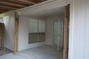 12203 Wild Pine Dr, Houston, TX 77039 - Photo 10