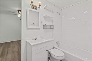 802 Collins St, Dayton, TX 77535 - Photo 4