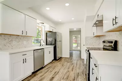 14035 Myrtlea Drive, Houston, TX 77079 - Photo 8