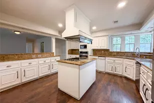 6902 Fawncliff Dr, Houston, TX 77069 - Photo 6