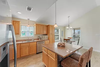 4215 Grayson Drive, Galveston, TX 77554 - Photo 10