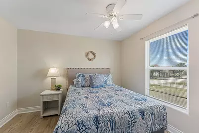 4215 Grayson Drive, Galveston, TX 77554 - Photo 14