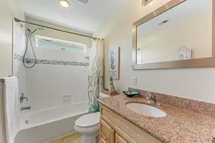 4215 Grayson Dr, Galveston, TX 77554 - Photo 22