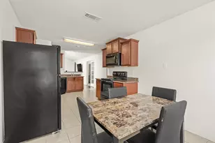 9719 Montana Sapphire Ln, Rosharon, TX 77583 - Photo 20