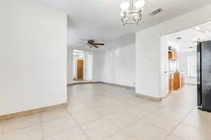 4247 Southchase Ln, Houston, TX 77014 - Photo 8