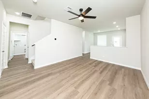 9221 Crestone Peak Dr, Willis, TX 77318 - Photo 4