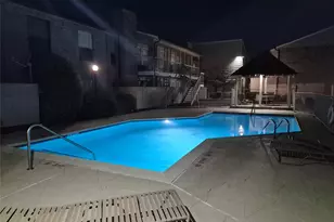 2110 Wilcrest Dr, Houston, TX 77042 - Photo 18