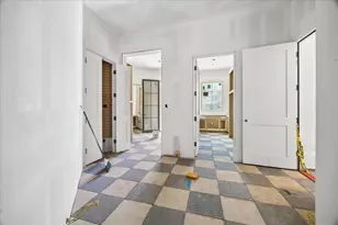 403 Trails Ct, Houston, TX 77024 - Photo 12