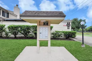 13603 Hollowgreen Dr, Houston, TX 77082 - Photo 38