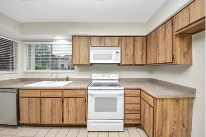 13603 Hollowgreen Drive #145, Houston, TX 77082 - Photo 12