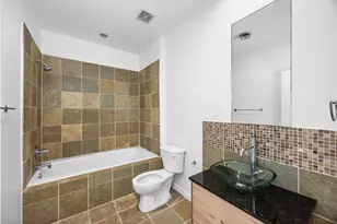 5632 Kiam St, Houston, TX 77007 - Photo 18