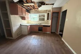 5714 Groveton St, Houston, TX 77033 - Photo 20