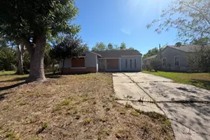 5714 Groveton St, Houston, TX 77033 - Photo 2