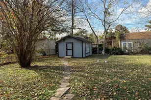 1401 Pugh Dr, Galena Park, TX 77547 - Photo 14