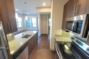 1800 St Joseph Pkwy, Houston, TX 77003 - Photo 1
