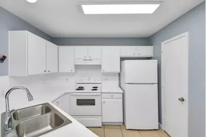 10403 Shadow Oaks Drive #3A, Houston, TX 77043 - Photo 4