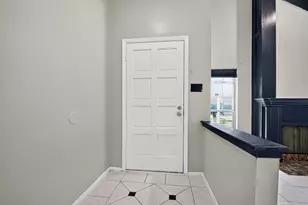 10523 Lands End Dr, Houston, TX 77099 - Photo 8