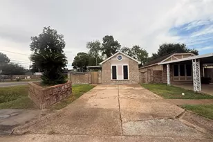 5034 Reno Dr, Pasadena, TX 77505 - Photo 1