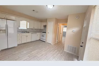 5034 Reno Drive, Pasadena, TX 77505 - Photo 6