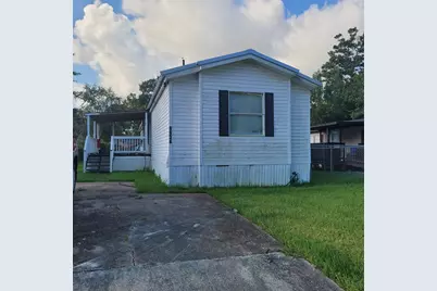 9934 Cedar Landing Drive, Baytown, TX 77521 - Photo 2