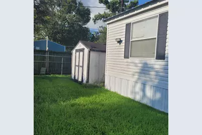 9934 Cedar Landing Drive, Baytown, TX 77521 - Photo 4