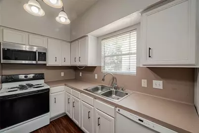 2810 Austin Street, Houston, TX 77004 - Photo 10