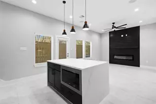 825 Paul Quinn St, Houston, TX 77091 - Photo 4