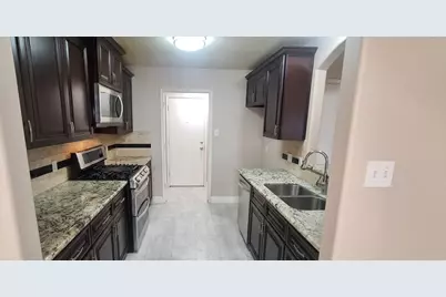 15642 Kiplands Bend Drive, Houston, TX 77014 - Photo 4