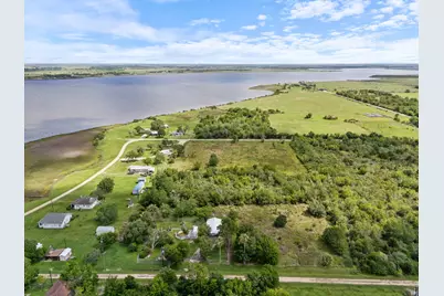 182 Smith Road, Palacios, TX 77465 - Photo 4