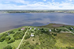 182 Smith Rd, Palacios, TX 77465 - Photo 6