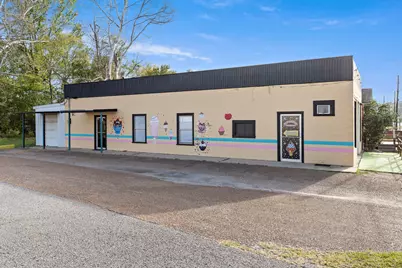 201 E Bluff Street, Woodville, TX 75979 - Photo 4