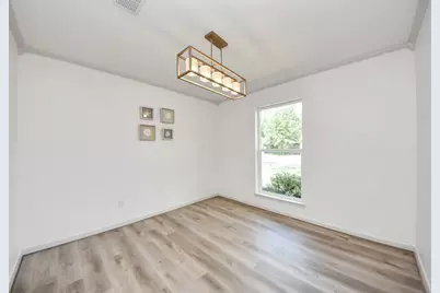 8126 Clover Gardens Drive, Houston, TX 77095 - Photo 8