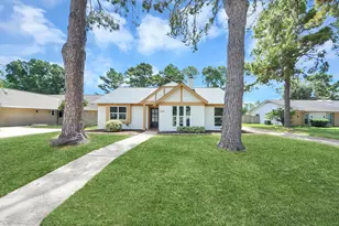 8126 Clover Gardens Dr, Houston, TX 77095 - Photo 44