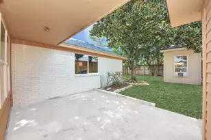 8126 Clover Gardens Dr, Houston, TX 77095 - Photo 38