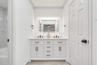8126 Clover Gardens Drive, Houston, TX 77095 - Photo 26