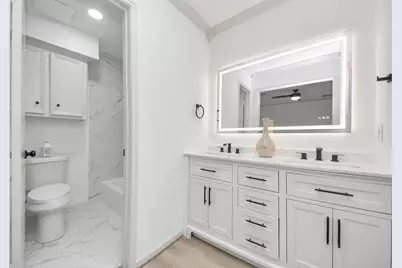 8126 Clover Gardens Drive, Houston, TX 77095 - Photo 30