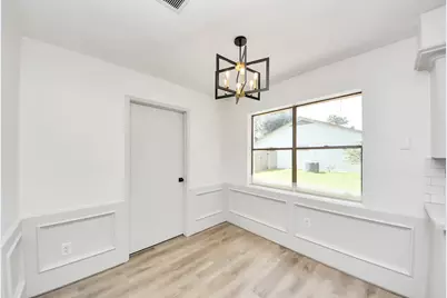 8126 Clover Gardens Drive, Houston, TX 77095 - Photo 14
