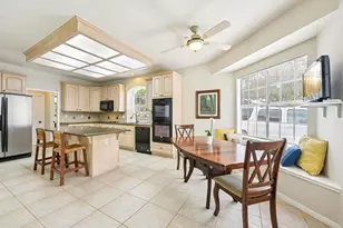 2202 Castle Bay Dr, League City, TX 77573 - Photo 16