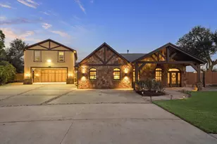 5022 Riverview Dr, Alvin, TX 77511 - Photo 2