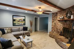 2110 Eagle Point Rd, Crosby, TX 77532 - Photo 4