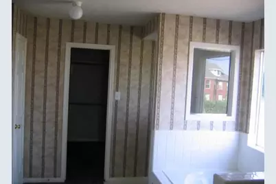 2402 Sparrow Branch Court, Sugar Land, TX 77479 - Photo 16