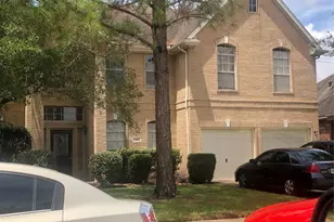 2402 Sparrow Branch Ct, Sugar Land, TX 77479 - Photo 2