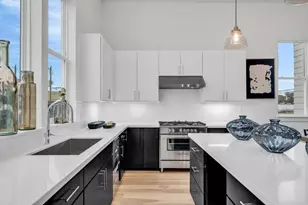 3 N St Charles St, Houston, TX 77003 - Photo 4